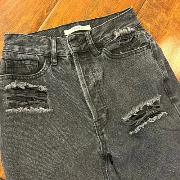 Great condition! Pac Sun women’s distressed jeans size 22.  Black. - Picture 3 of 9